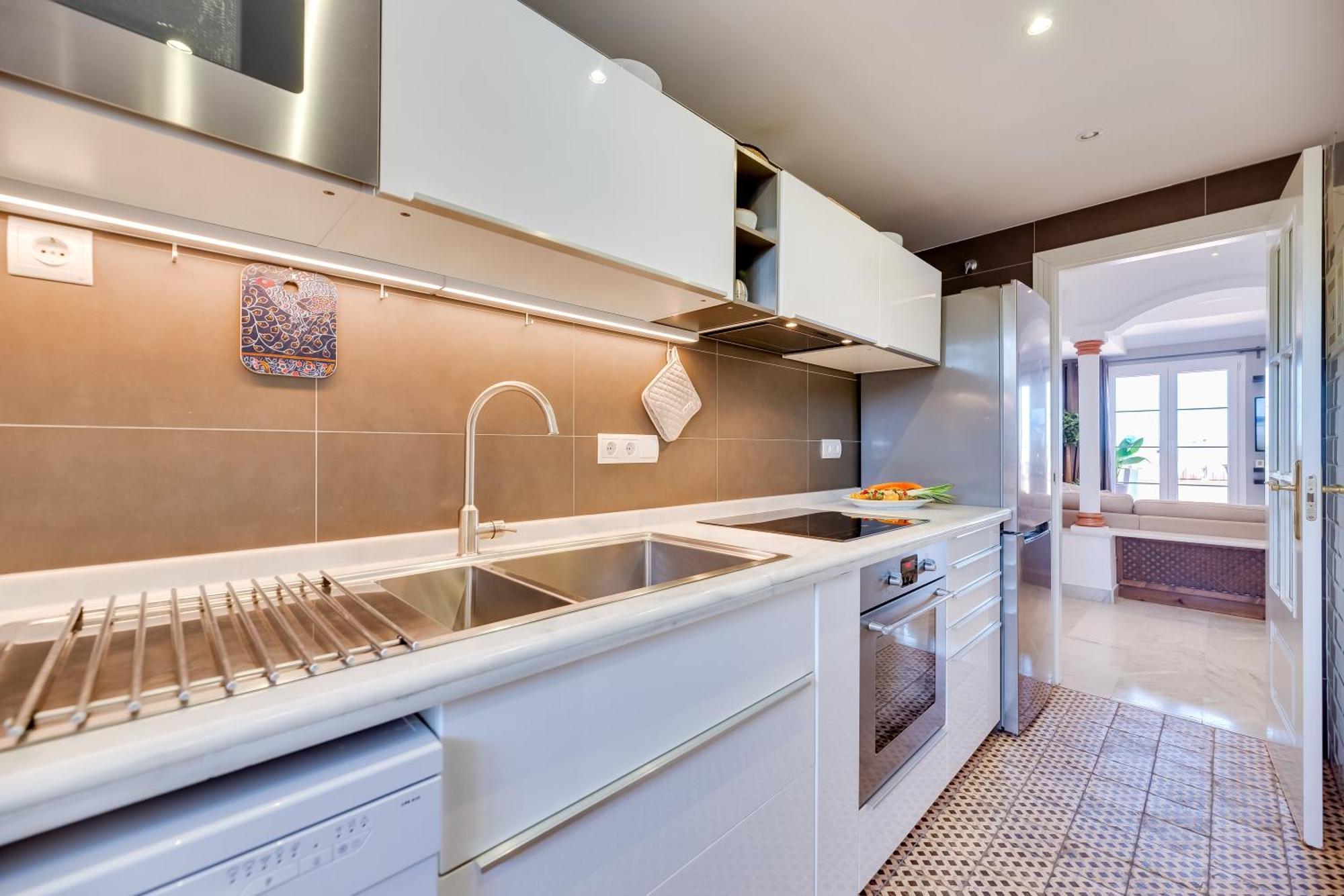 Elegant 2 Bdrm Penthouse With Bbq And Pools Apartment Marbella Luaran gambar