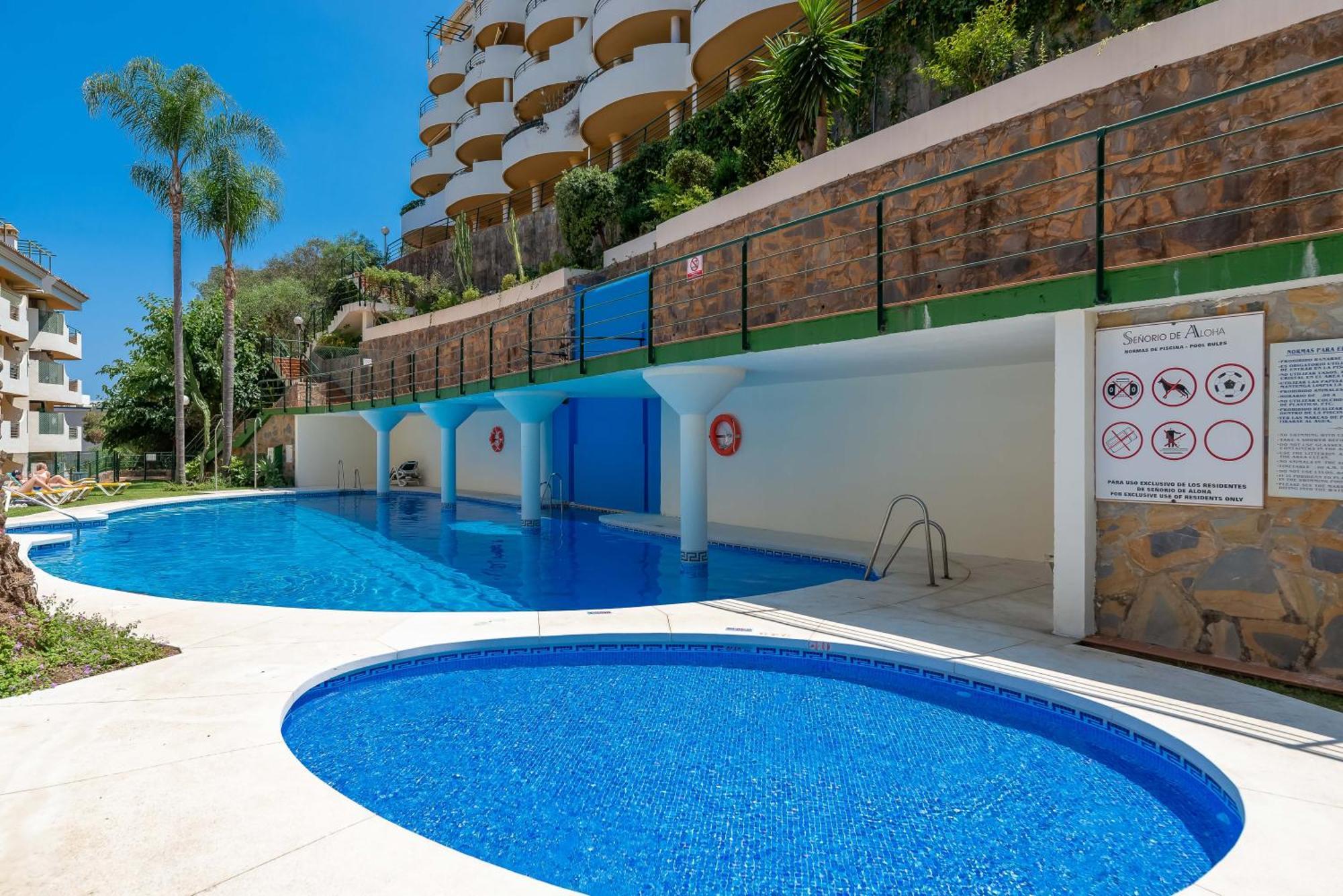 Elegant 2 Bdrm Penthouse With Bbq And Pools Apartment Marbella Luaran gambar