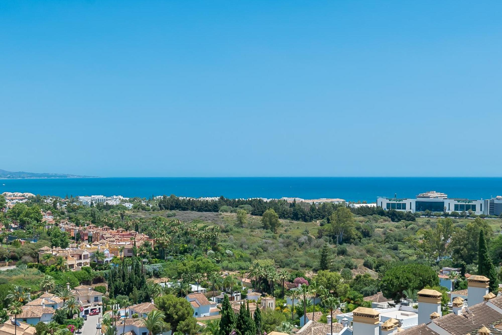 Elegant 2 Bdrm Penthouse With Bbq And Pools Apartment Marbella Luaran gambar